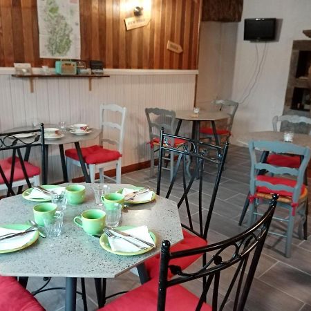 Les P'Tites Pistes Bed & Breakfast Chaux-des-Pres Eksteriør bilde