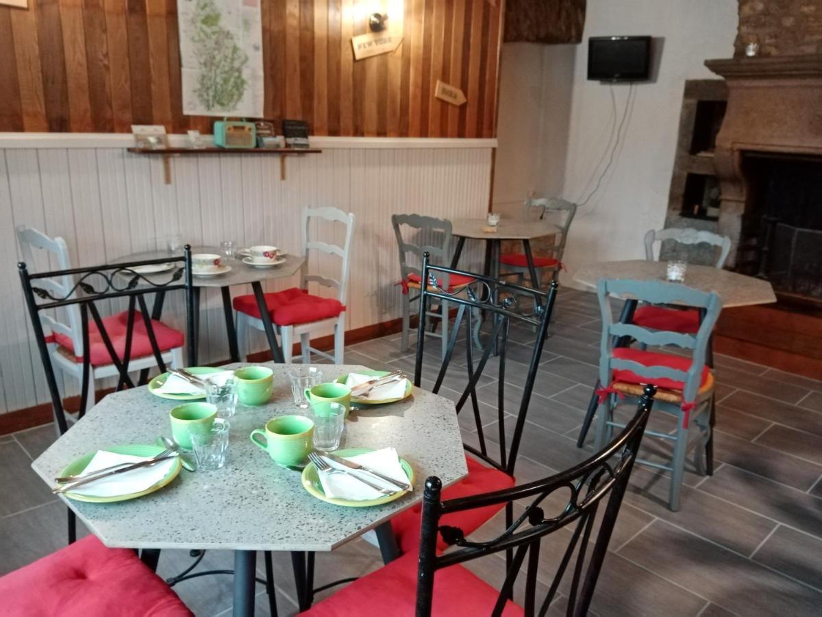 Les P'Tites Pistes Bed & Breakfast Chaux-des-Pres Eksteriør bilde
