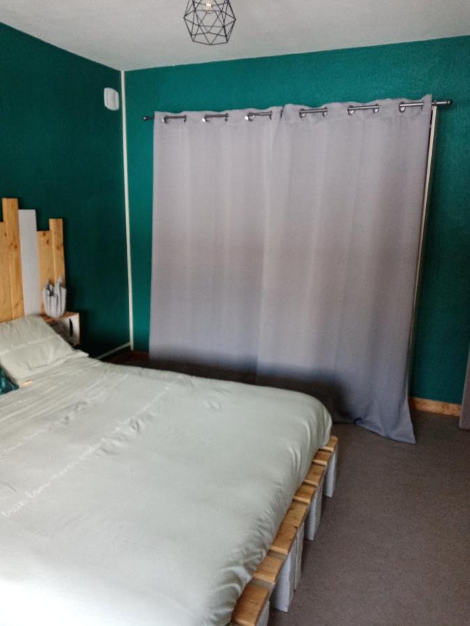 Les P'Tites Pistes Bed & Breakfast Chaux-des-Pres Eksteriør bilde